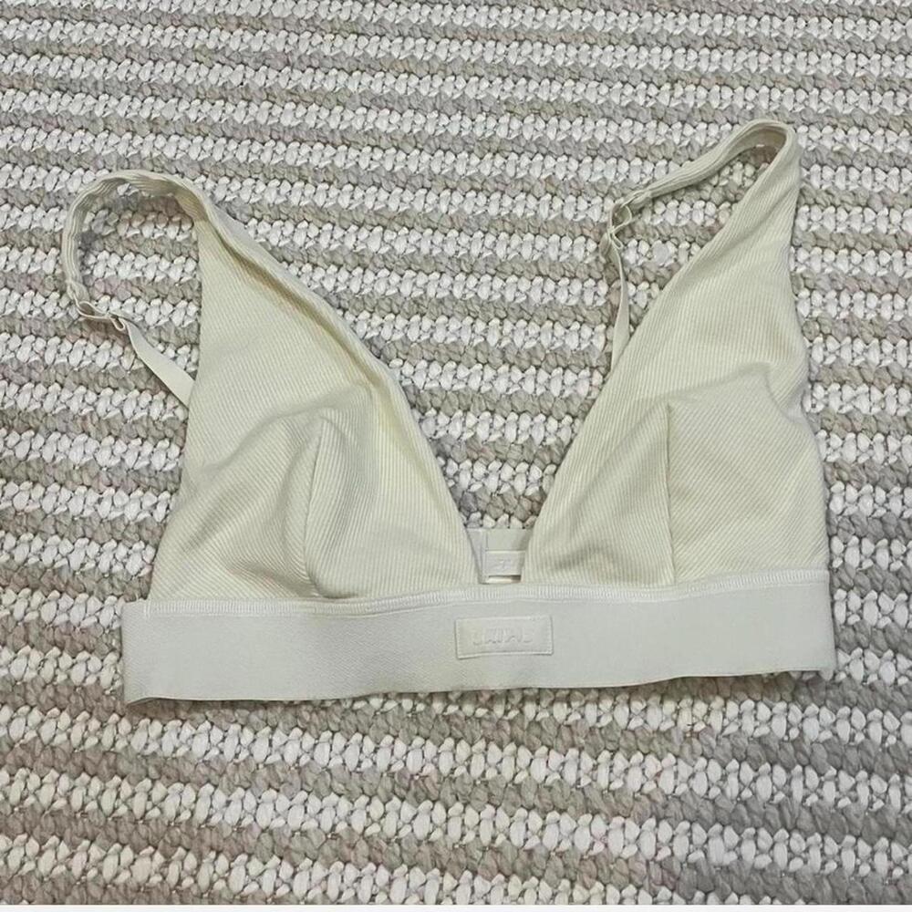 Skims Cotton Rib Plunge Bralette - Picture 4 of 6